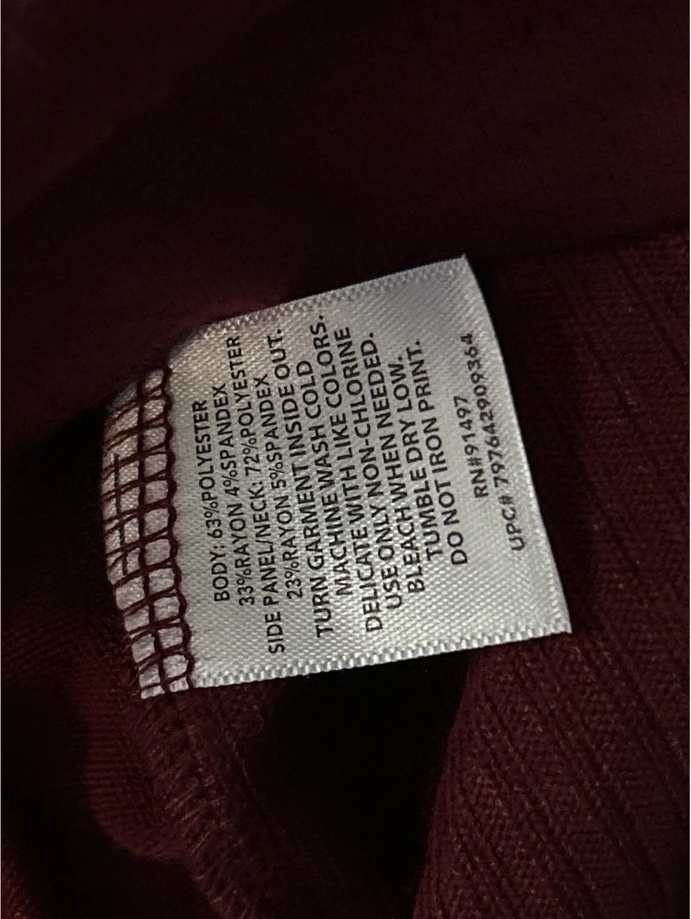 Modern Canvas Claret Long Sleeve Small T-Shirt